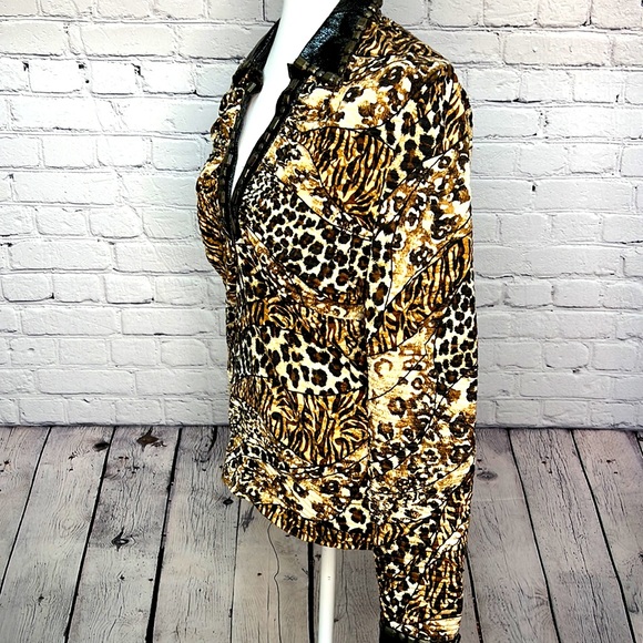 Alberto Makali Animal Print Beaded Blouse - Picture 3 of 5
